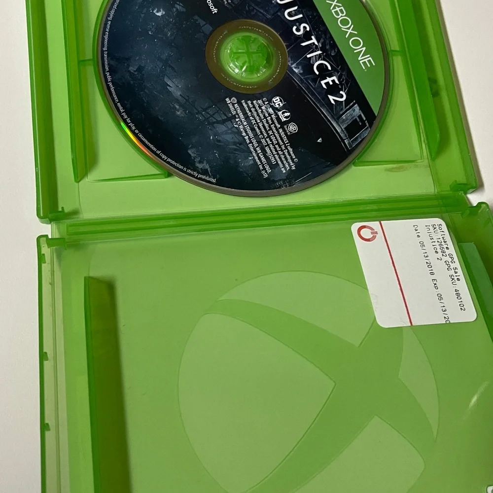 Injustice 2 (Microsoft Xbox One, 2017) Video Game‎